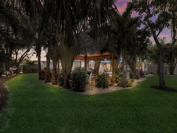 Shaw's Point Bradenton Short 5 mile Drive to Beach cute Villa